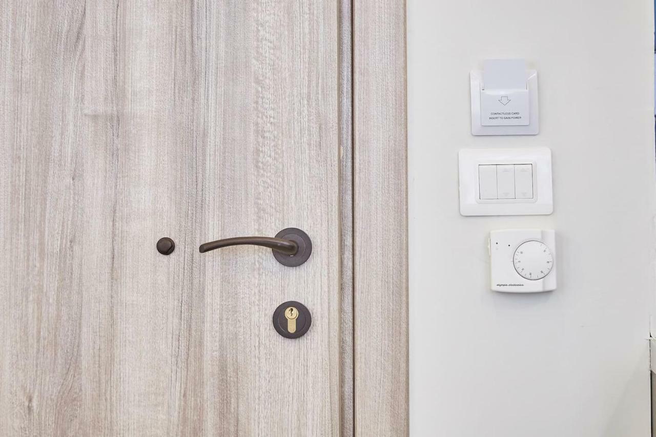 Explore Athens From An Uber-Central Studio! Exterior foto